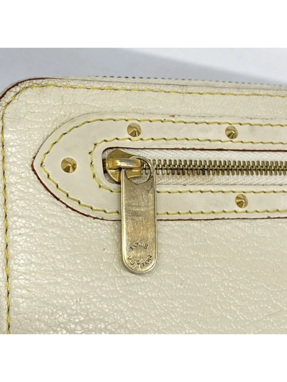 Louis Vuitton Wallet Suhali Zippy Blanc